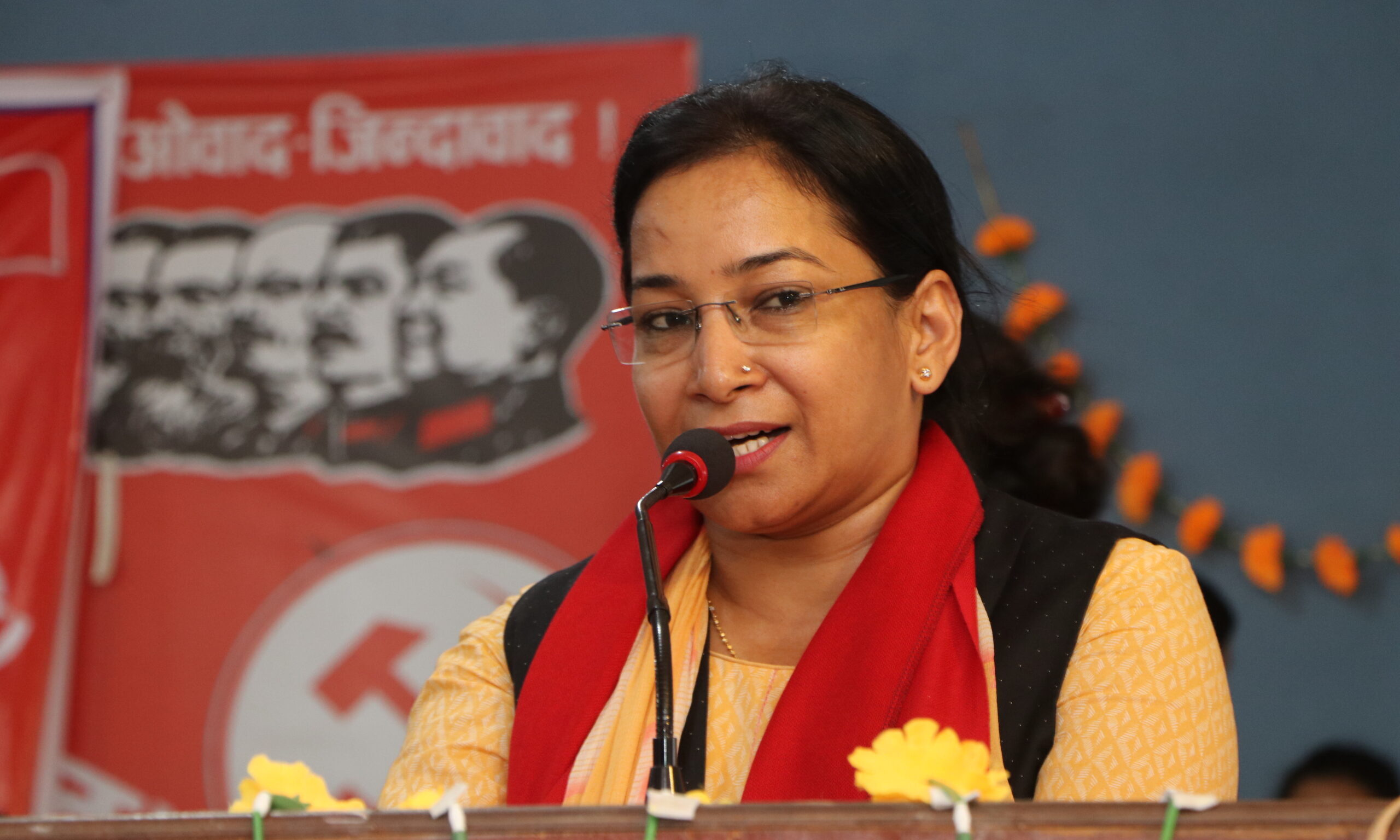 प्रलोभनमा परेर यमबहादुर परियारले पार्टी परित्याग गरेको रेनु दाहालको आरोप