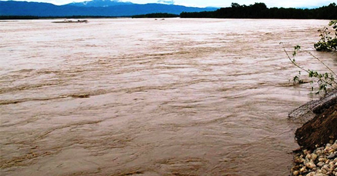 नारायणी नदीमा पुरुषको शव फेला