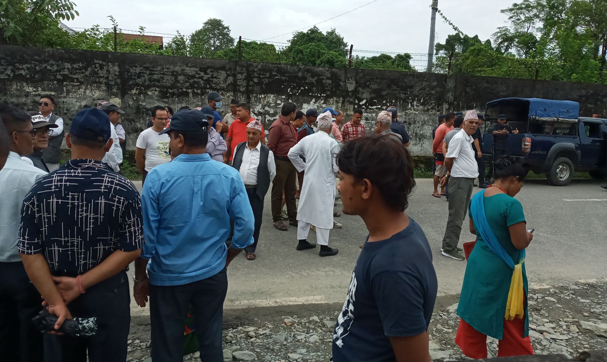 चितवनमा मनोनयन दर्ता माहोल (फोटो फिचर)