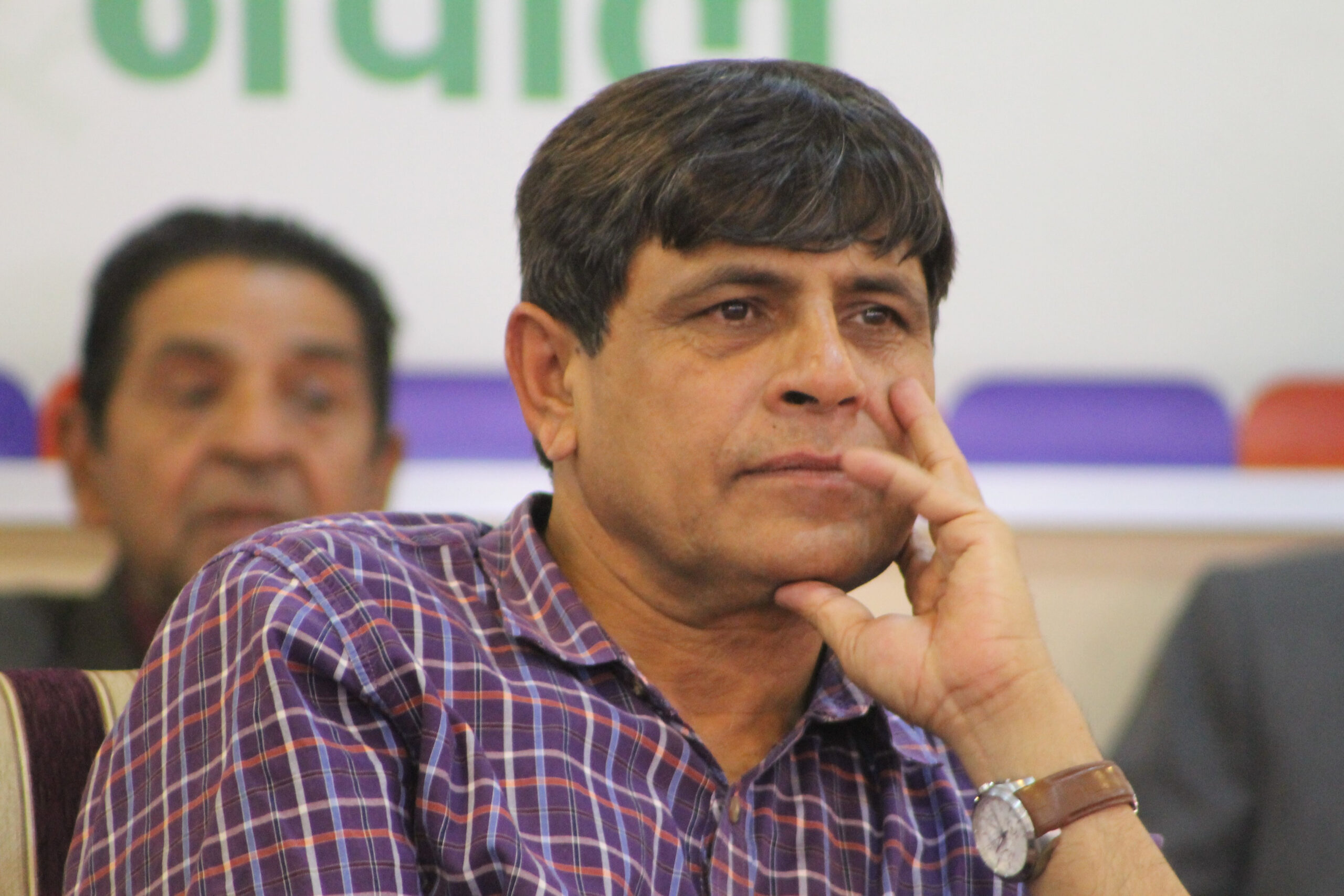 टिकट नपाएपछि घनश्याम भुषालले गरे एमाले परित्याग