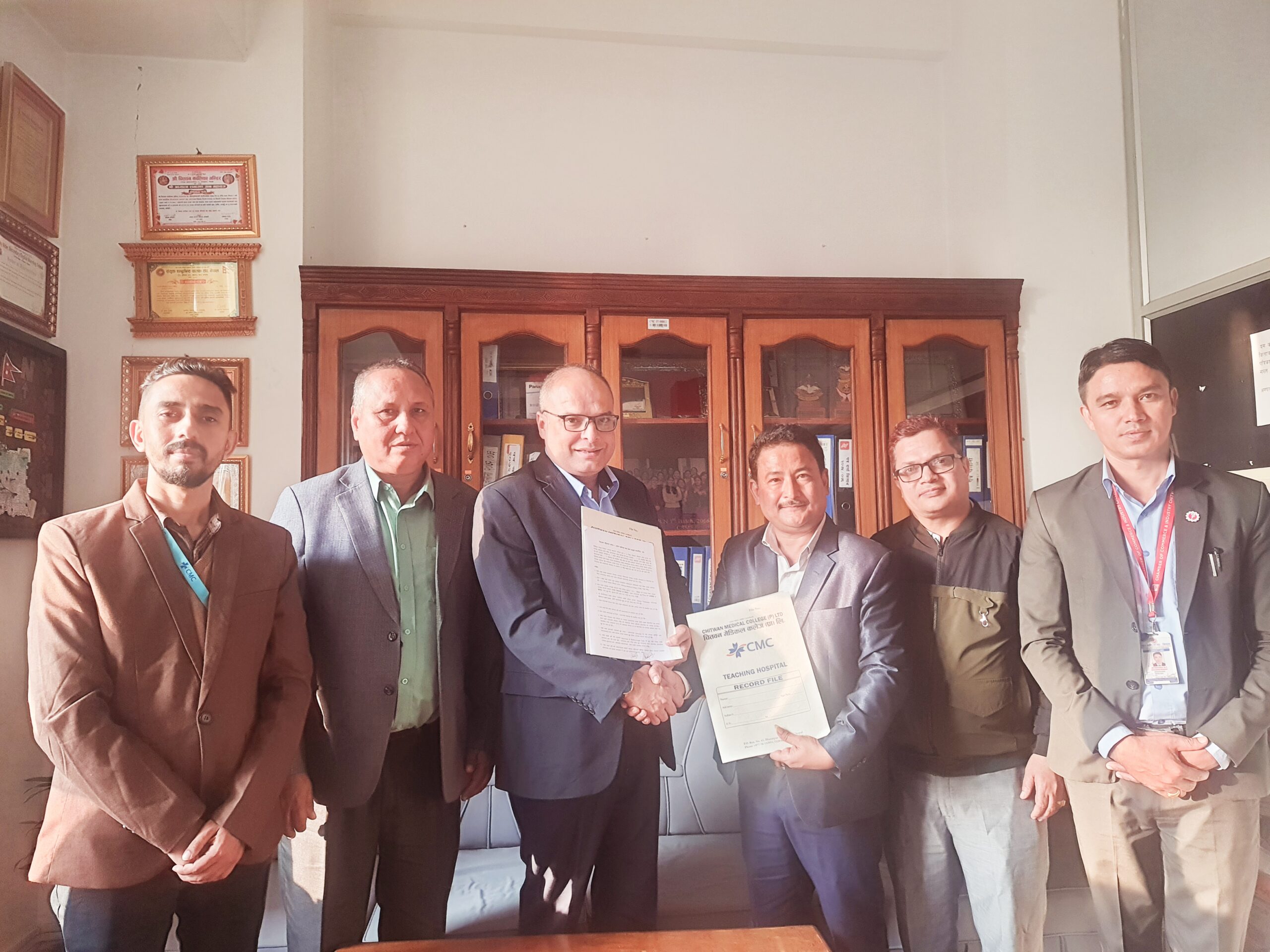 उवासंघ–चितवनका सदस्यले चितवन मेडिकल कलेजमा सहुलियत पाउने