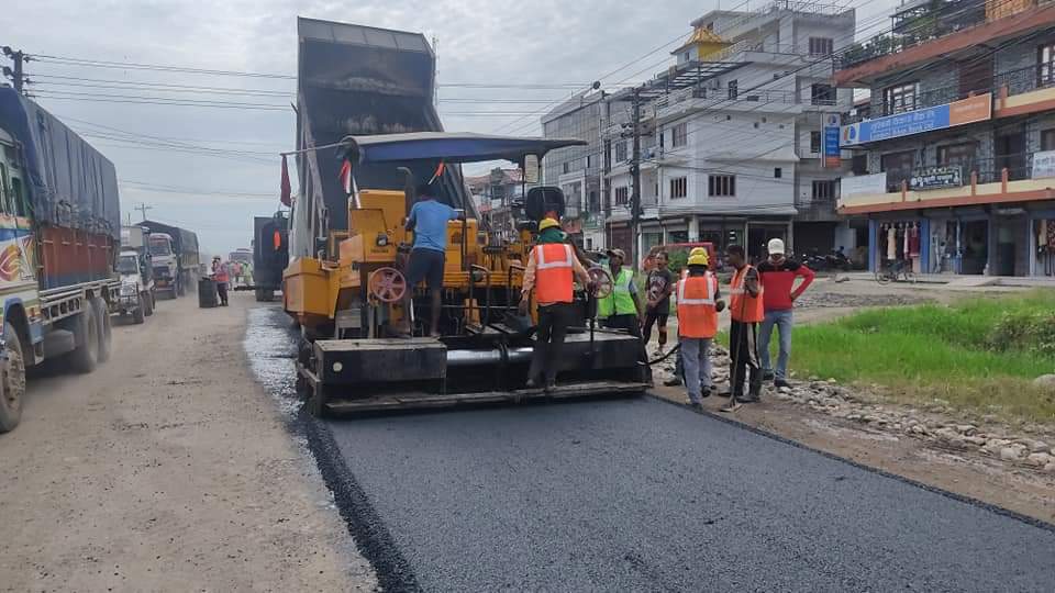 नारायणगढ–बुटवल सडक : तेस्रो पटक म्याद थपिदिन ठेकेदारको माग