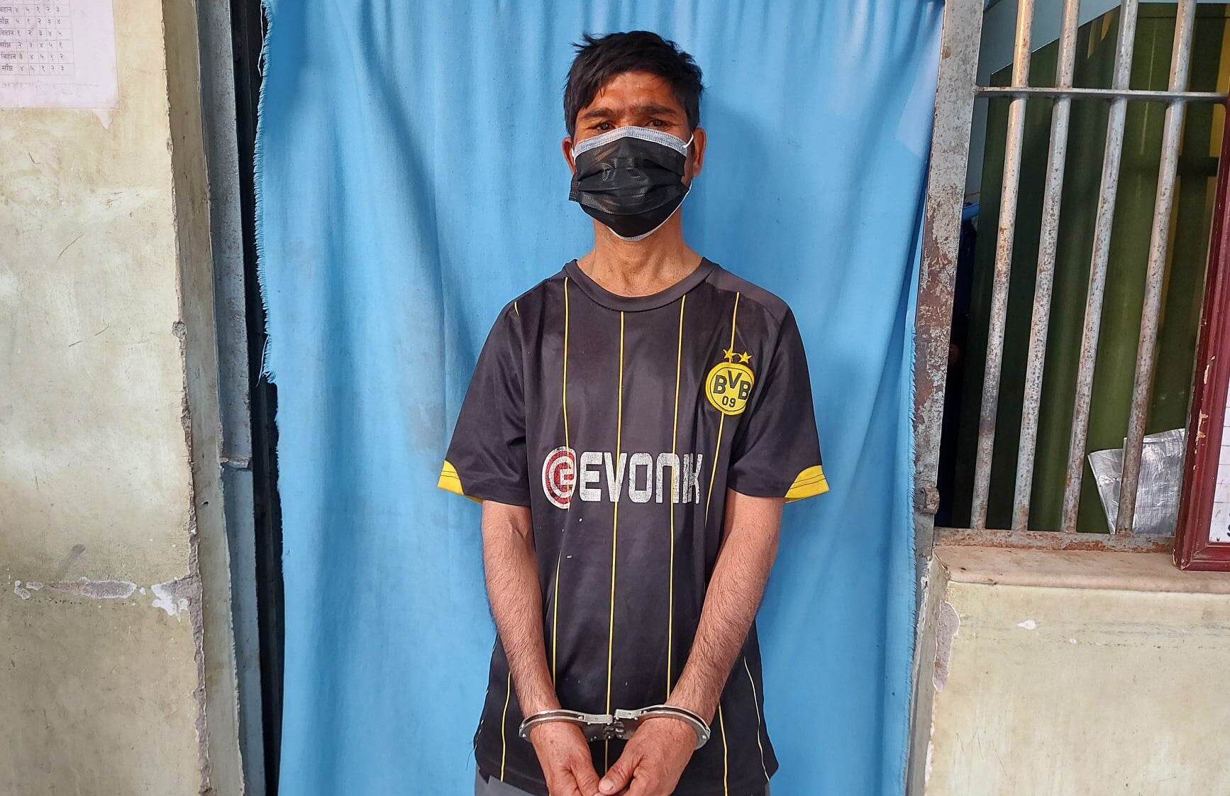 भरतपुरमा दाउराले हानेर आमाको हत्या गर्ने छोरा पक्राउ