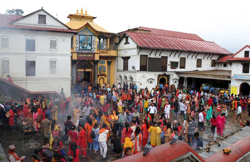 आज महाशिवरात्रि, भगवान् शिवको पूजा–आराधना गरिँदै