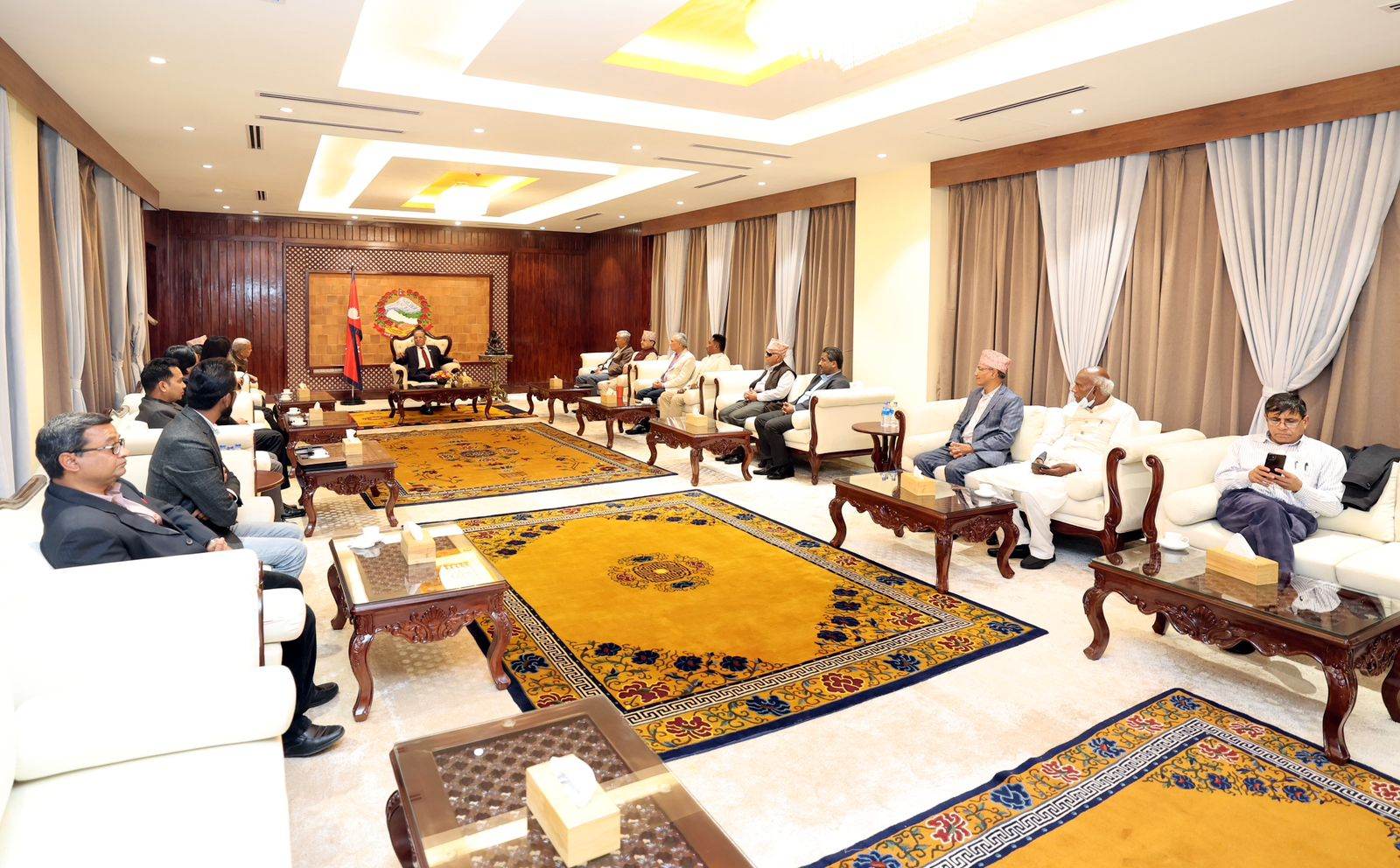 सत्ता गठबन्धनका नेताहरुको बैठक जारी