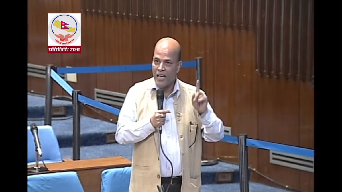 गरिबलाई विनाधितो ऋणको ग्यारेन्टी गरिनुपर्छः सांसद अमरेशकुमार