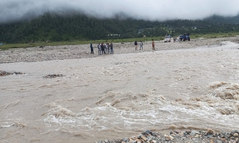 उत्तर गङ्गामा पुल नबन्दा आन्तरिक पर्यटकलाई समस्या