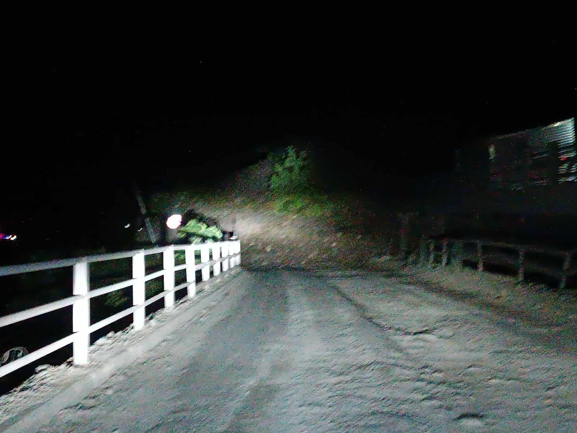 पहिरोले नारायणगढ–मुग्लिन सडक अवरुद्ध