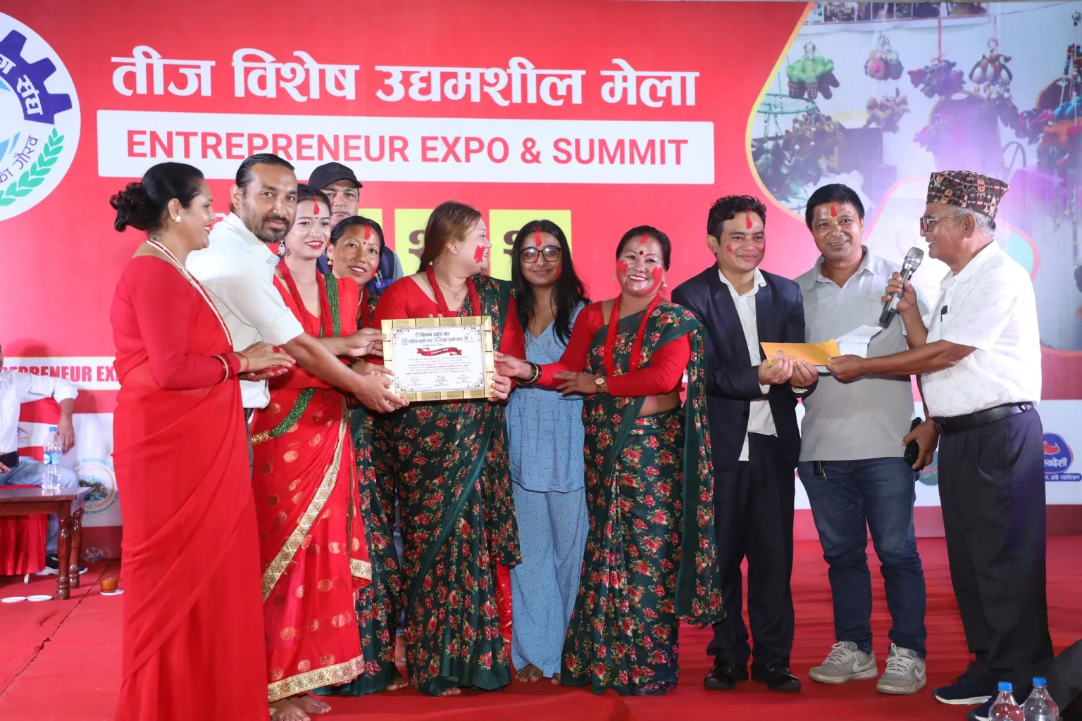 तीज विशेष उद्यमशील मेला सम्पन्न, तीज गित प्रतियोगितामा महिला उद्यमी मञ्च नवलपुर प्रथम