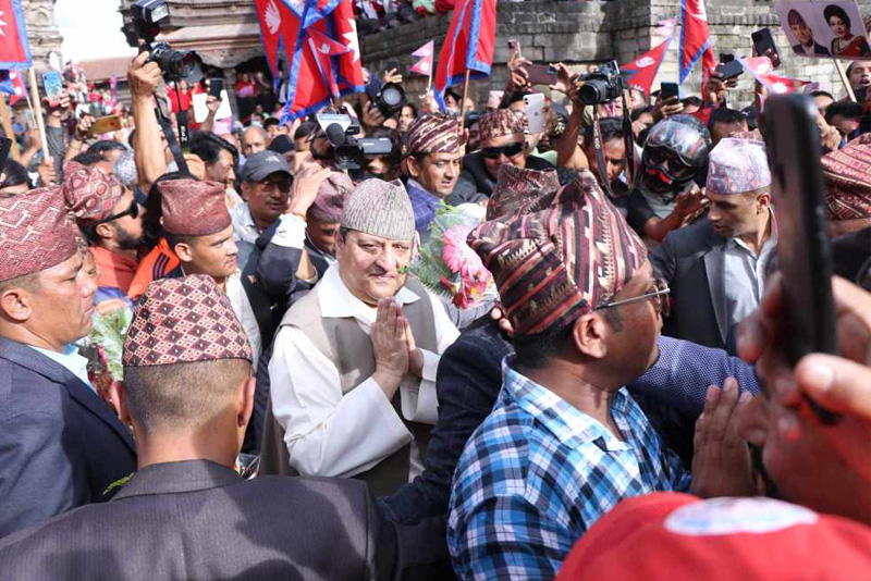 पूर्वराजा ज्ञानेन्द्र शाहको भक्तपुरमा भव्य स्वागत