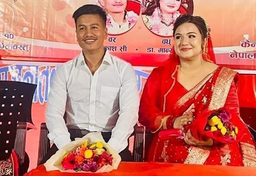 विप्लव पुत्र डा प्रकाश र डा मान्यताले गरे प्रगतिशील विवाह