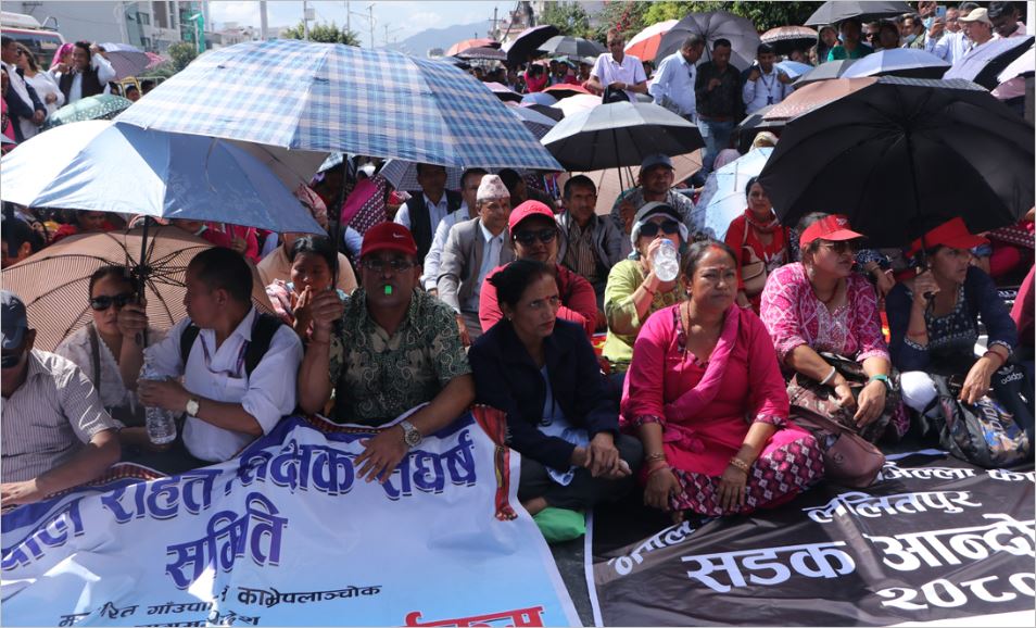 सरकार र राहत शिक्षकबीच सहमति, आन्दोलनका कार्यक्रम फिर्ता