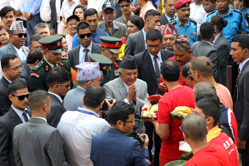 राष्ट्रपतिद्वारा पाटन कृष्ण मन्दिरको दर्शन