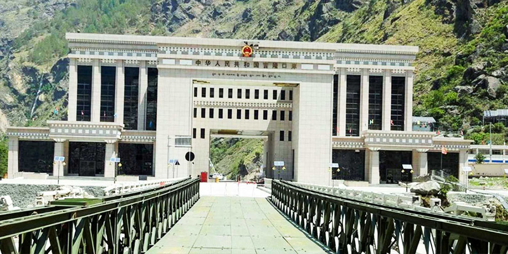 सर्वसाधारणका लागि ८ वर्षपछि खुल्यो तातोपानी नाका