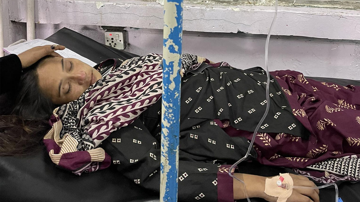 पत्रकार सम्मेलनमा बेहोस भएपछि भारतीलाई लगियो वीर अस्पताल