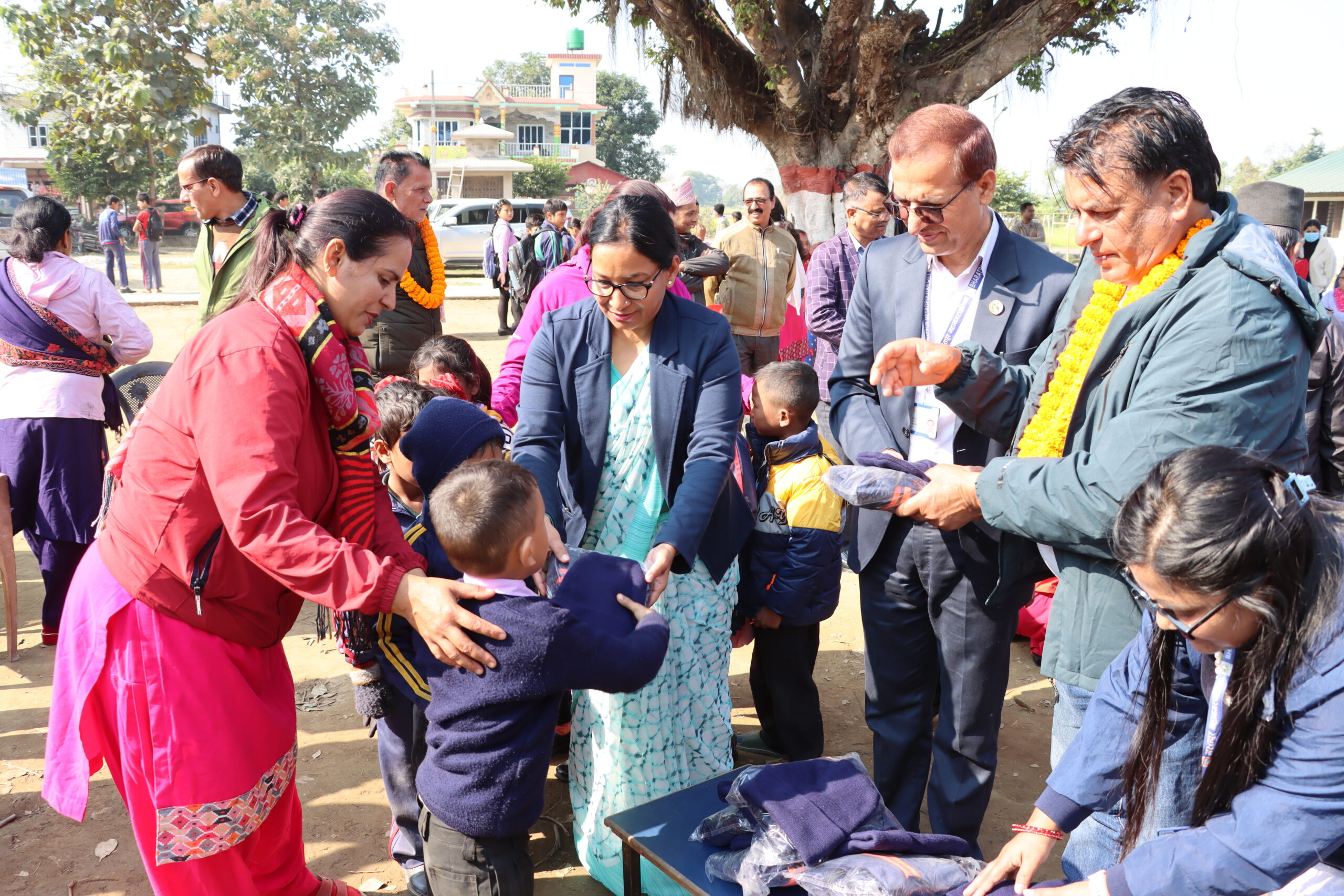 उपहार फिल्मको गित ‘मुटुको ४ आना’ सार्वजनिक
