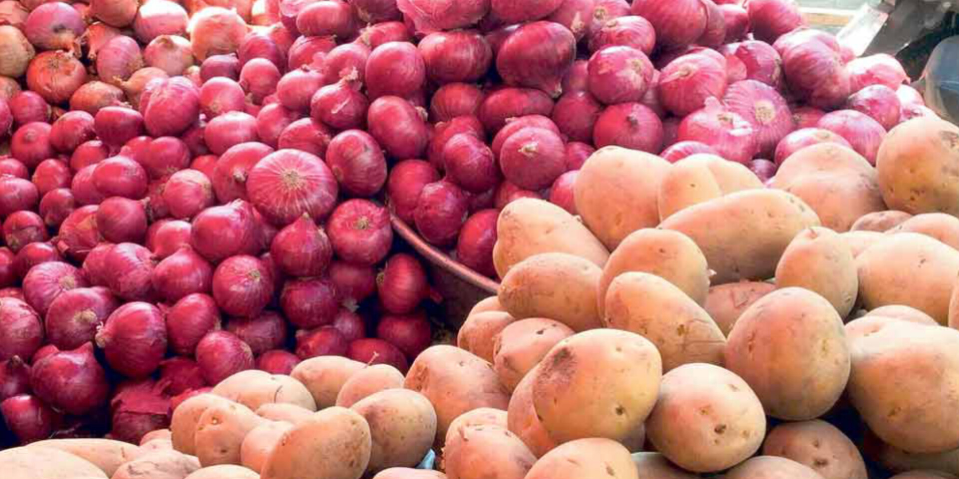 पाँच महिनामा ६ अर्ब रुपैयाँ बढिको आलु र प्याज आयात