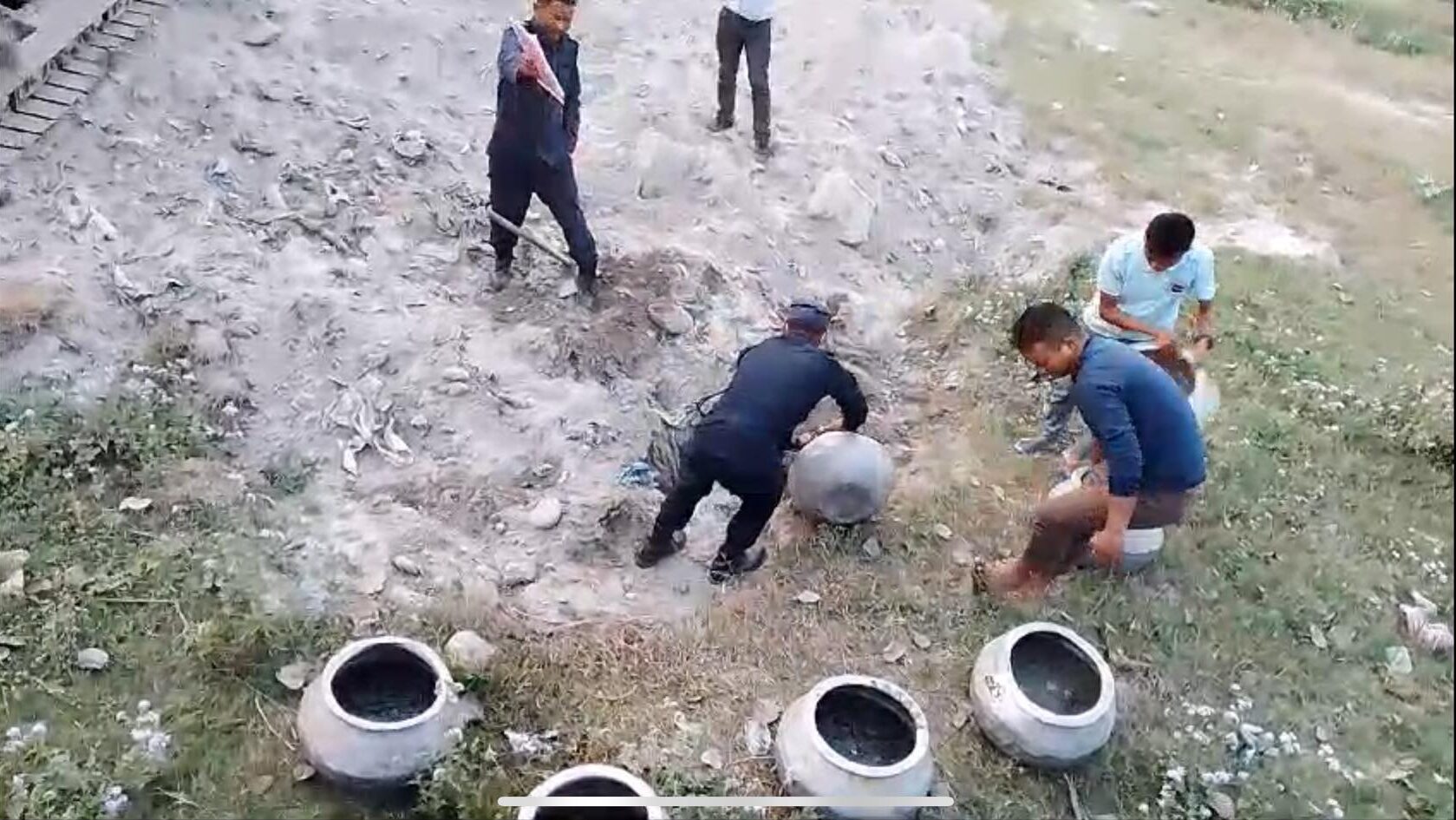 चितवनमा २० हजार भारतीय माछाका भूरा नष्ट