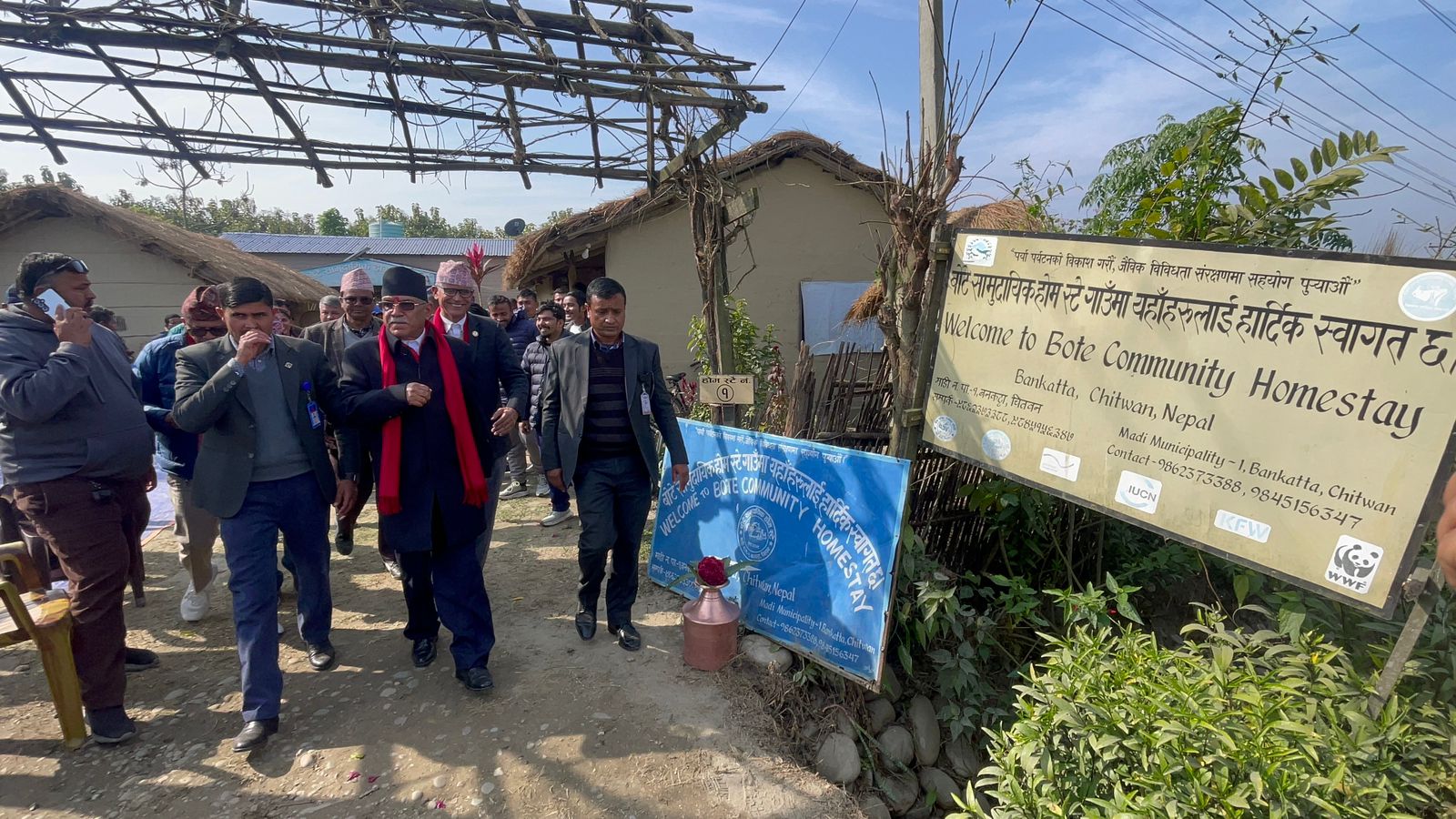 माछा मात्रै मार्ने बोटे समुदायले 'होम स्टे' चलाएपछि प्रचण्ड प्रफुल्ल