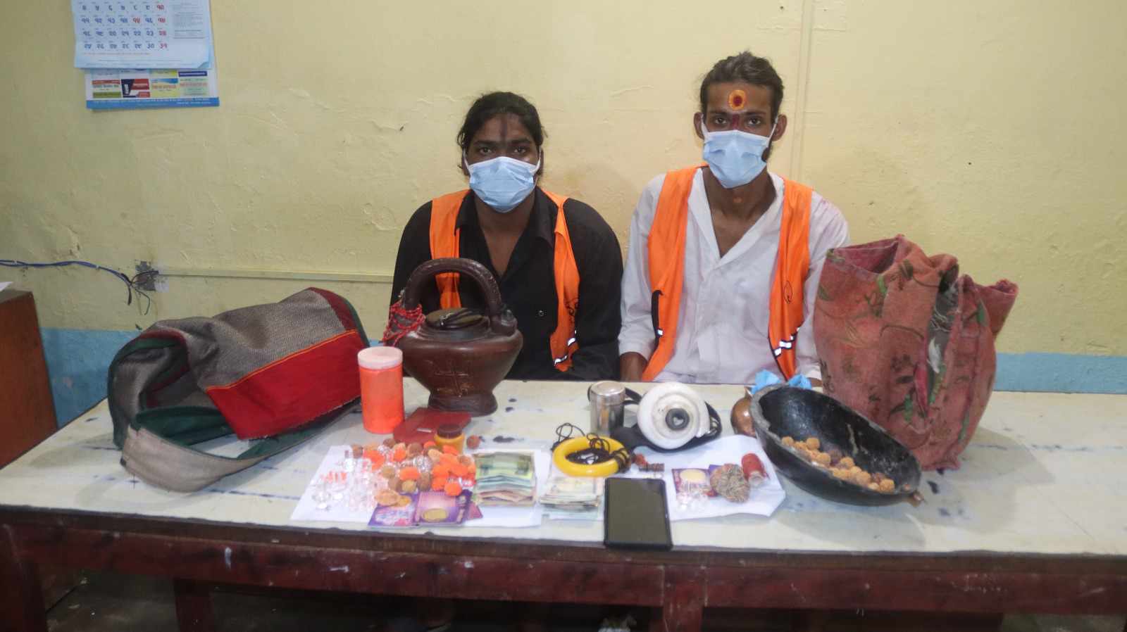 चितवनमा जोगीको भेषमा चोरी गर्ने दुई भारतीय नागरिक पक्राउ
