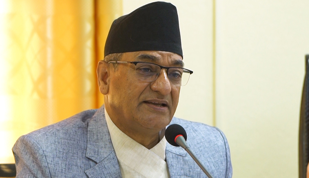 भिजिट भिसा प्रकरणमा म संलग्न छैन, राजनीतिप्रेरित षडयन्त्र भयो: गृहमन्त्री लेखक