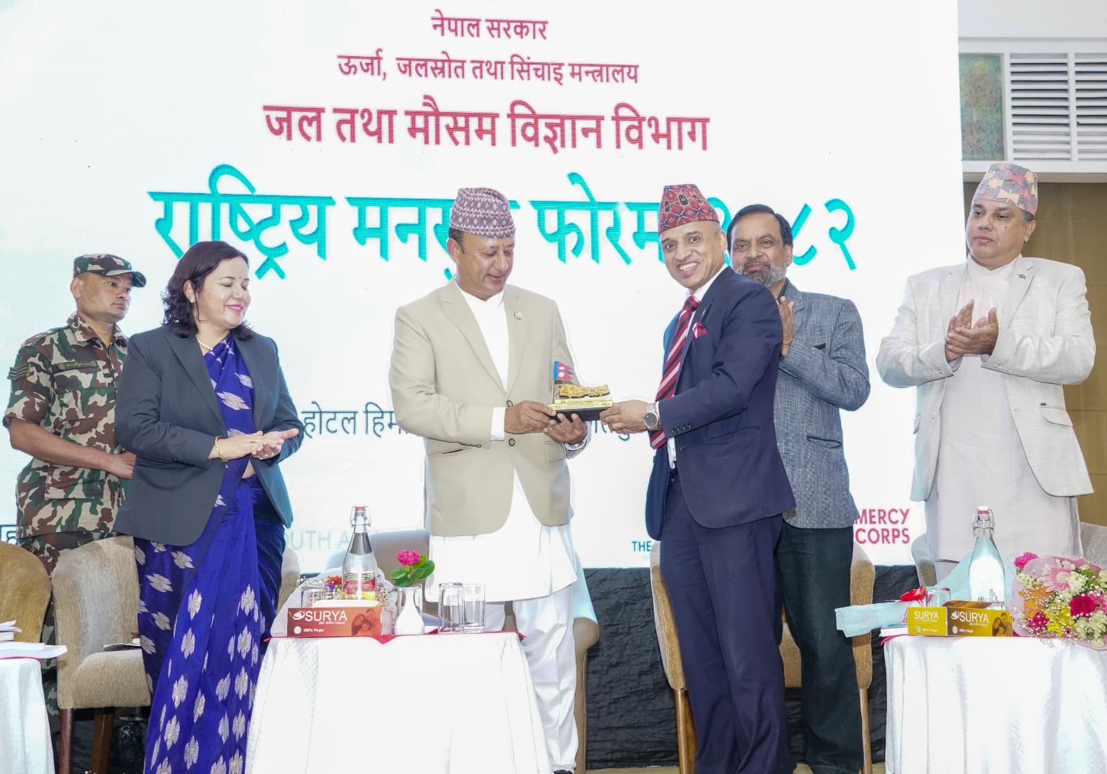 मनसुनी पूर्व तयारी र सूचना प्रवाहमा कुनै कमी नहोस् : उर्जा मन्त्री