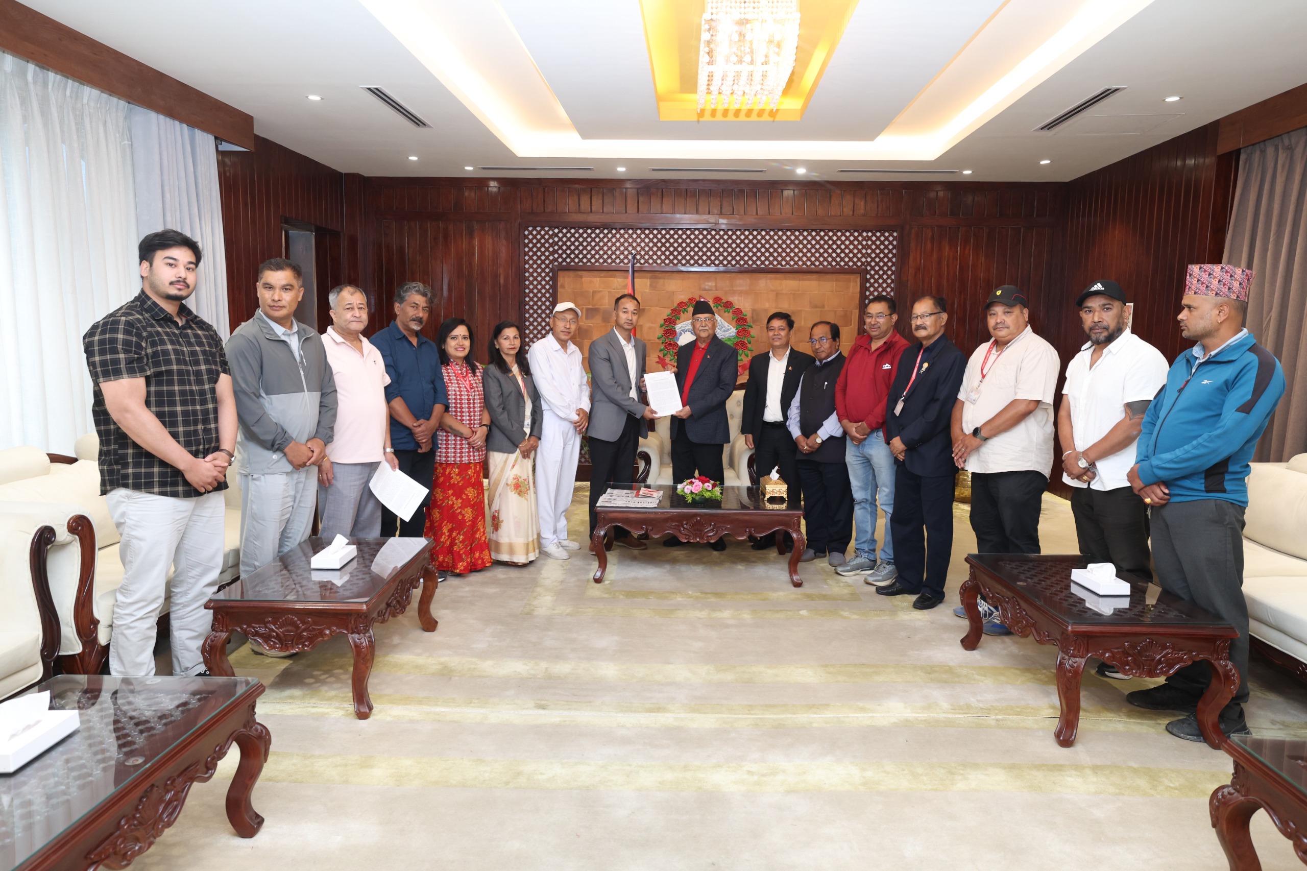 सुन्धारा र धरहराको संरक्षण गर्न प्रधानमन्त्रीसँग स्थानीयको आग्रह