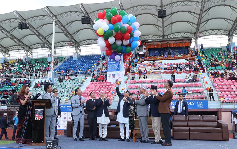 प्रधानमन्त्री ओलीबाट फिफा फर स्कुल अभियानको शुभारम्भ