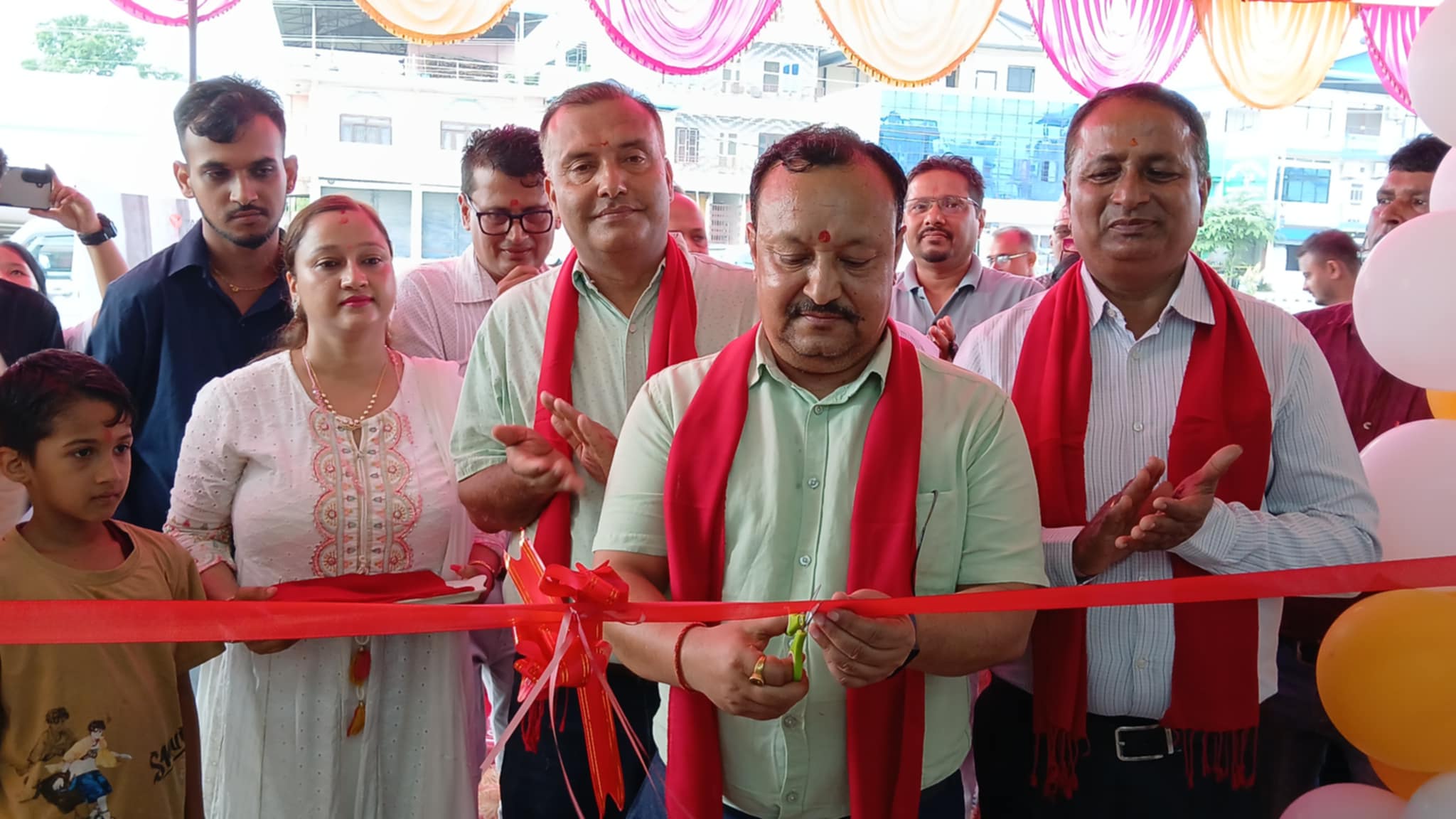 चितवनमा विद्युतीय स्कुटर ‘याडिया’को पहिलो शोरुम सञ्चालनमा