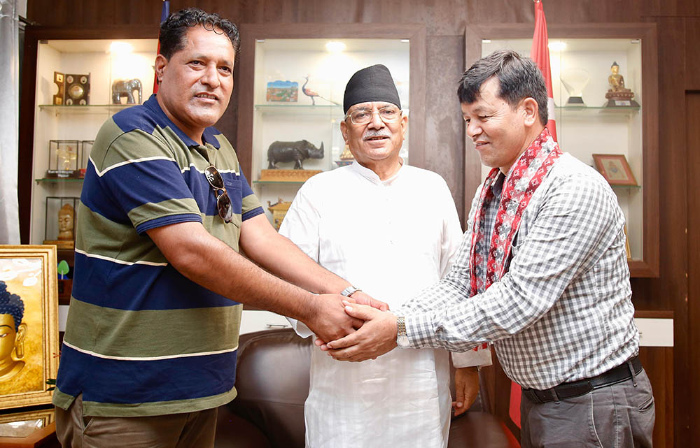 एमाले केन्द्रीय परिषद् सदस्य 'यथार्थ' माओवादी केन्द्रमा प्रवेश