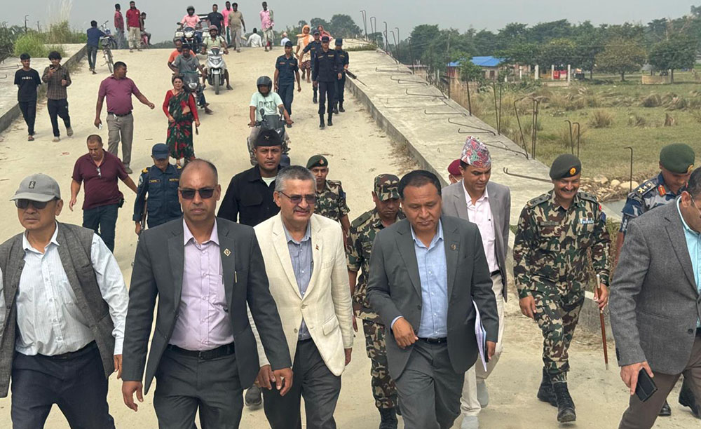 १४ वर्षदेखि अलपत्र कन्काई पुलको मन्त्री घिसिङबाट निरीक्षण