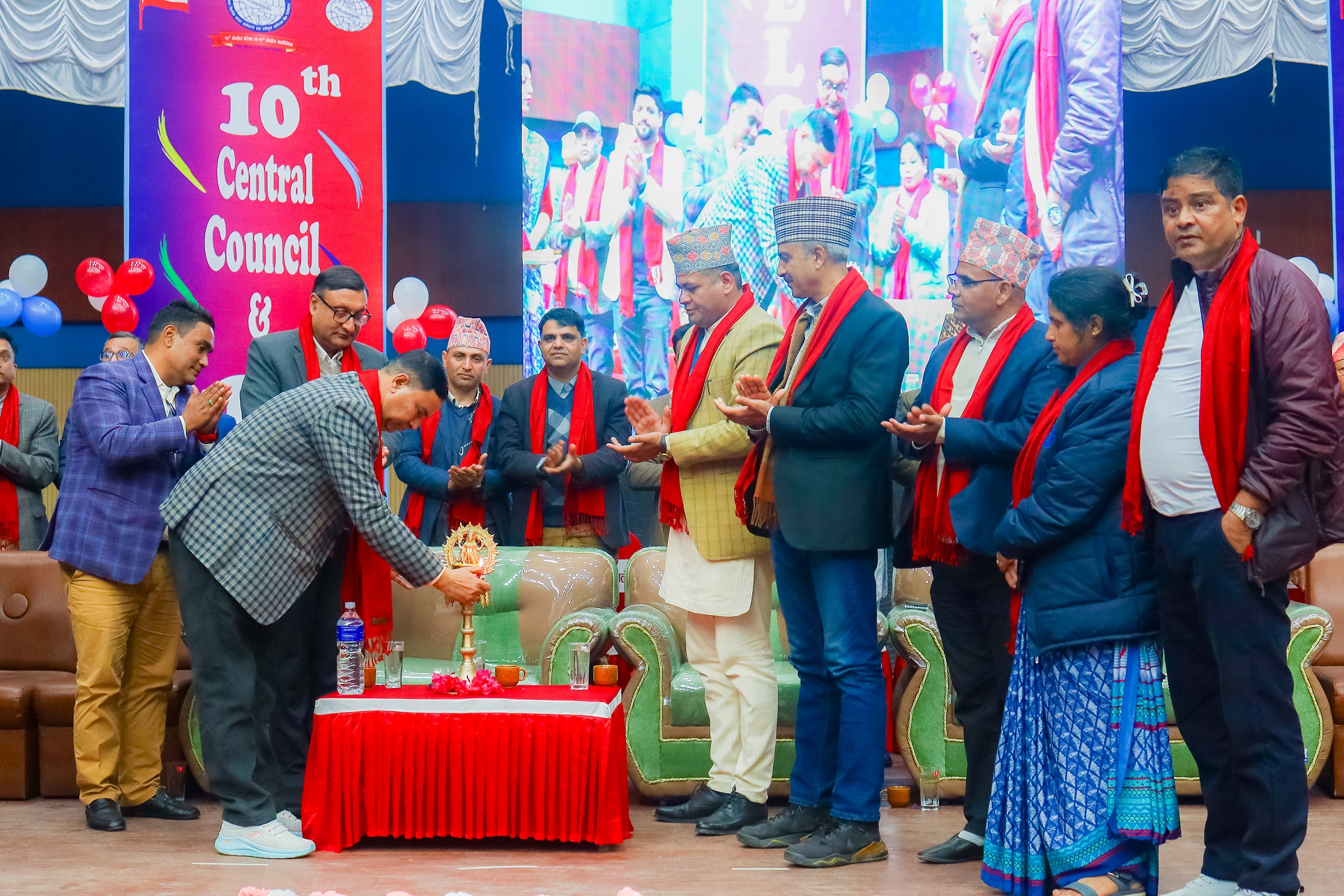 नेपाल वित्तिय संस्था कर्मचारी संघ राष्ट्रिय वाणिज्य बैंकको महाधिवेशन सौराहामा