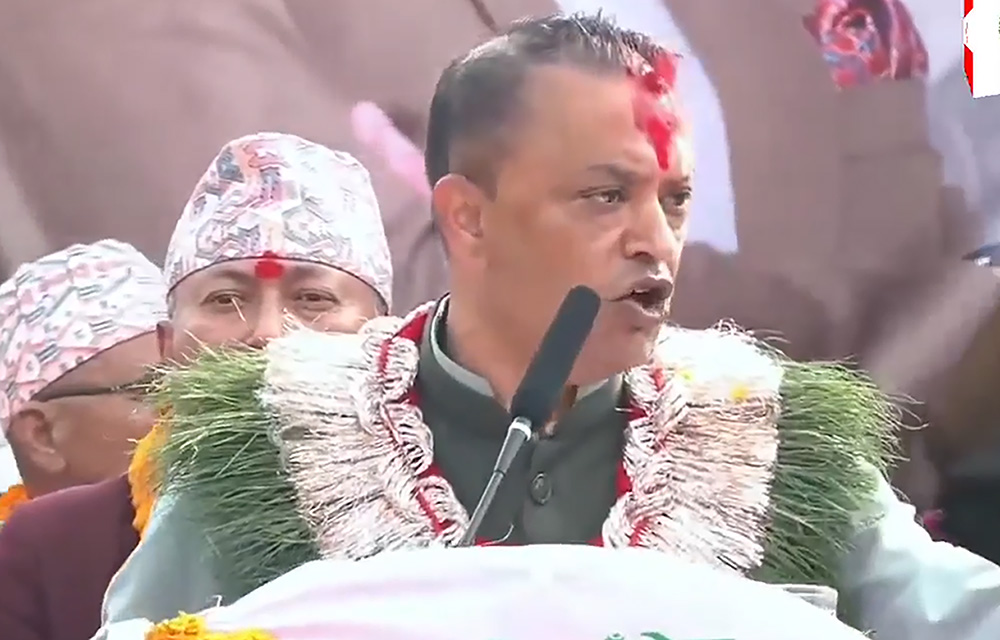 संविधानलाई ट्रयाकमा राख्न निर्वाचन अनिवार्य सर्त हो : गगन थापा