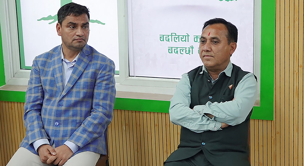 गगन थापाको राजीनामा केन्द्रीय समितिको बैठकबाट अस्वीकृत