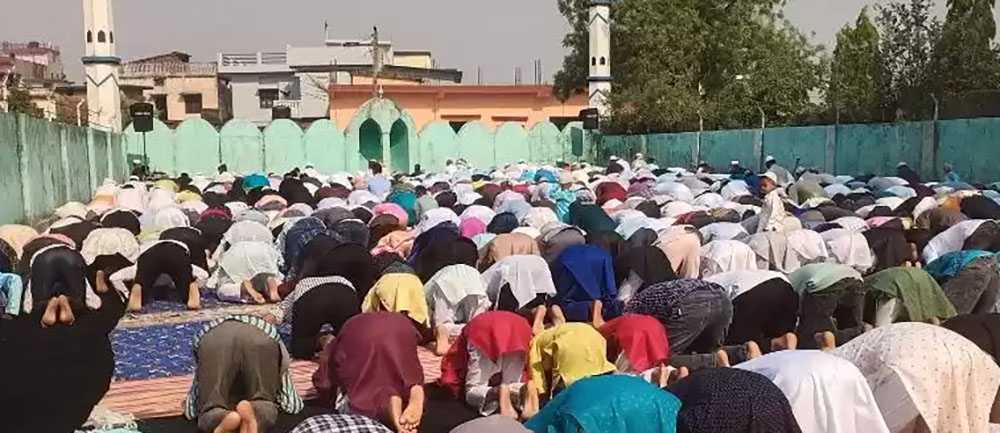 मुस्लिम समुदायले आज इद उल फित्र मनाउदै